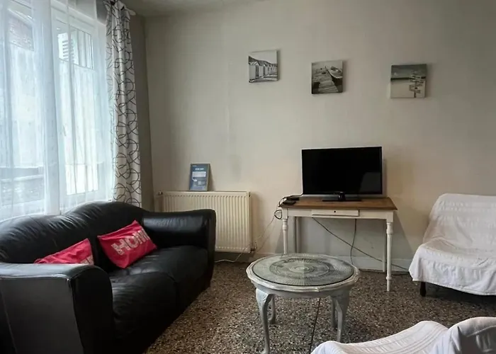 Maison Charmante A Avec Jardin Clos